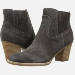 Dolce Vita Jenna Gray Suede Ankle Boots size 8.5